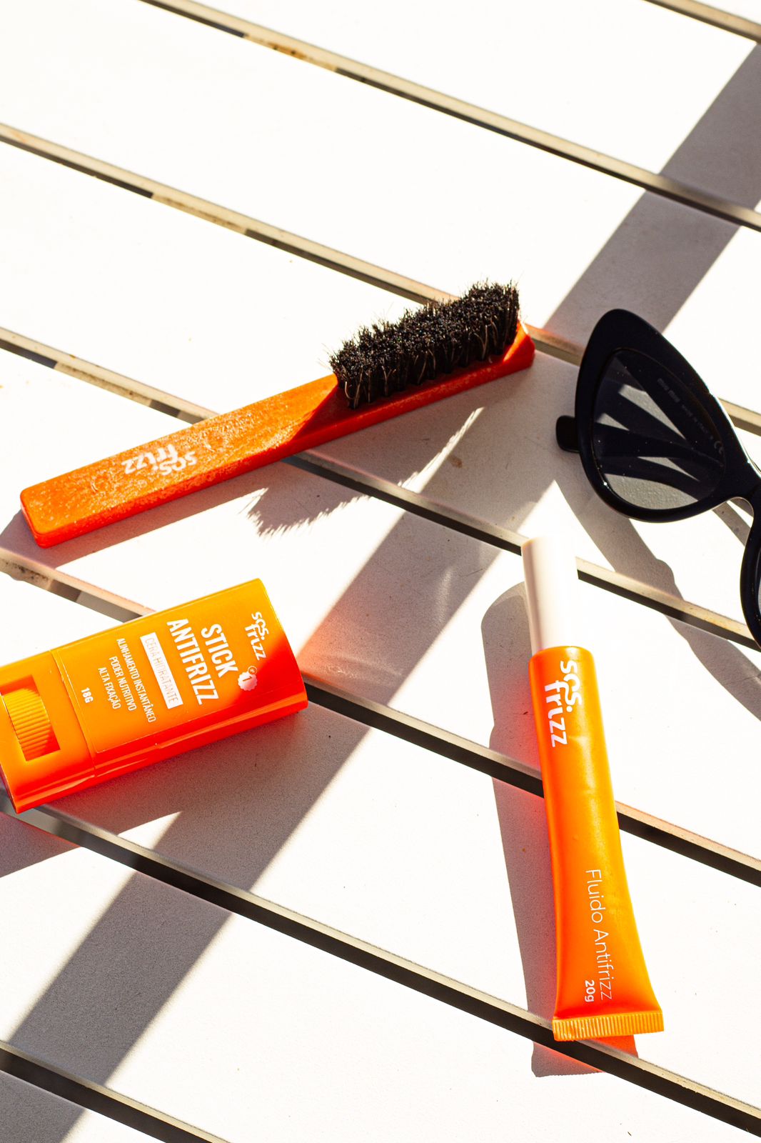 O truque rápido para controlar o frizz em segundos