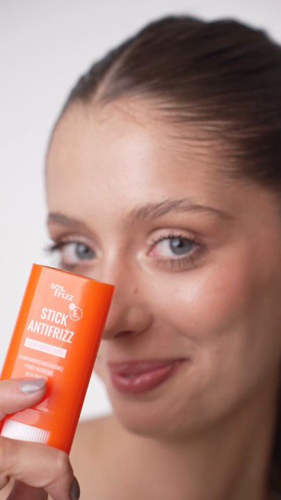 Cera Antifrizz SOS Frizz: alinhamento, hidratação e praticidade no dia a dia